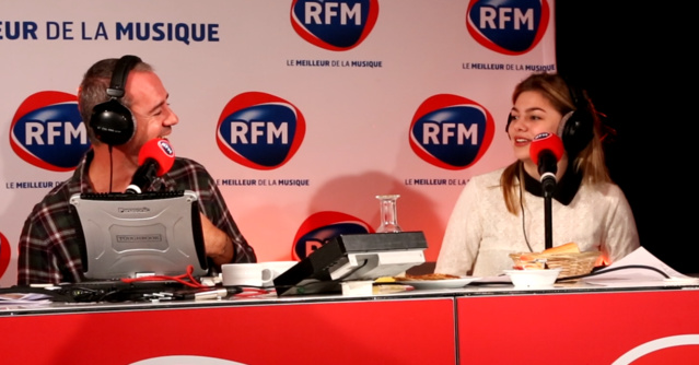 Bruno Roblès et Louane dans "Le Meilleur des Réveils" © RFM Bruno Roblès et Louane dans "Le Meilleur des Réveils" © RFM