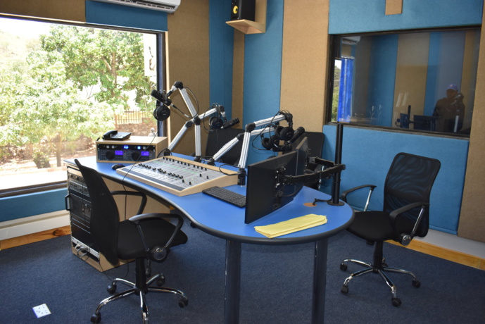 Lawo équipe une radio universitaire au Zimbabwe