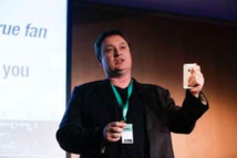 Clive Dickens : la radio Sociale, Locale, Mobile et Vidéo ! Clive Dickens : la radio Sociale, Locale, Mobile et Vidéo !