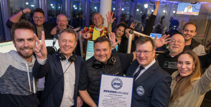 Radio Frankfurt bat le record du monde de la plus longue émission 