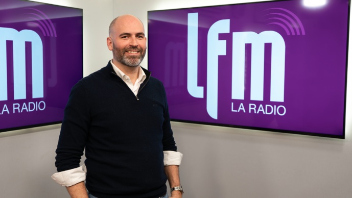 Alexandre de Raemy est l’administrateur délégué de Media One Group. L'entreprise développe One FM, LFM, Rouge et Radio Lac.