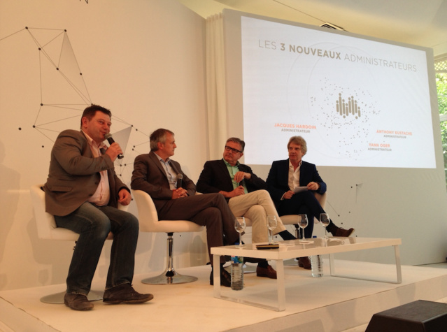 Les 3 nouveaux administrateurs aux Indés Radios (de gauche à droite) : Anthony Eustache, Yann Oger et Jacques Hardoin Les 3 nouveaux administrateurs aux Indés Radios (de gauche à droite) : Anthony Eustache, Yann Oger et Jacques Hardoin