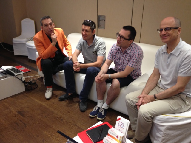 Avec Hyperworld, on a causé études quanti, études quali... pour mieux encore comprendre votre audience. Avec Hyperworld, on a causé études quanti, études quali... pour mieux encore comprendre votre audience.