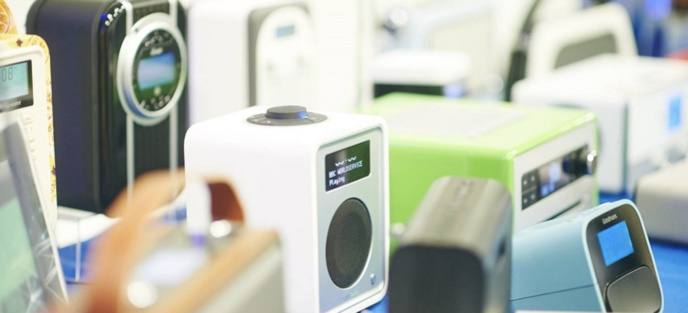 Les ventes de récepteurs radio domestiques marquent le pas en 2023