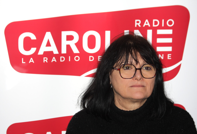 Sylviane Le Fustec, directrice générale, dans les studios de Radio Caroline à Rennes. © Radio Caroline.