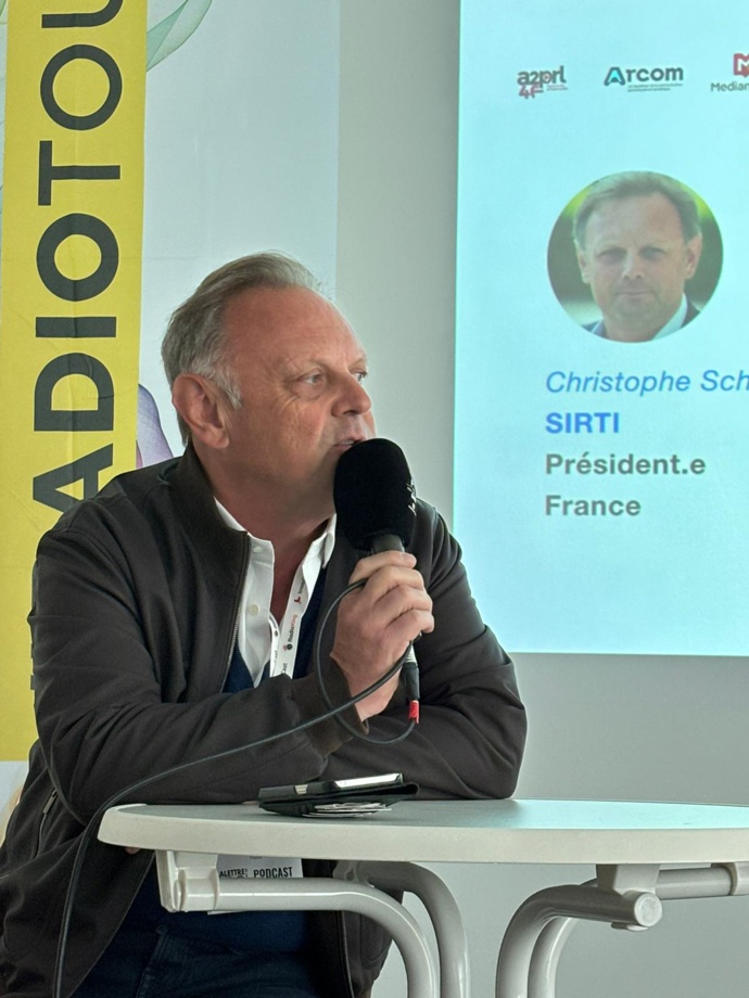 Christophe Schalk : "le régional de l’étape au service de la radio hexagonale" a ouvert cette étape du RadioTour à Strasbourg. Il est le président du SIRTI et de Top Music