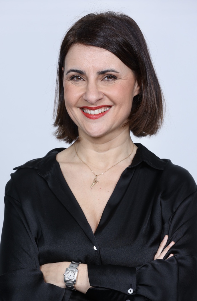 Sandra Gandoin aux commandes de la matinale week-end sur RMC