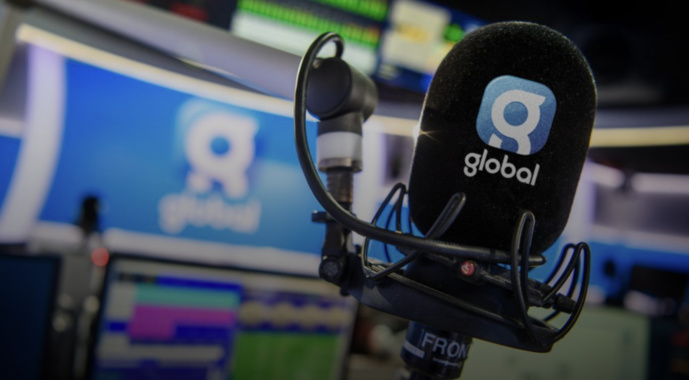 Au Royaume-Uni,  l'écoute de la radio commerciale via des enceintes connectées continue de stimuler la croissance, atteignant désormais 20.8% contre 17.4 % sur un an, tandis que l'écoute en ligne de toutes les radios est passée de 24.9% à 28.1% .