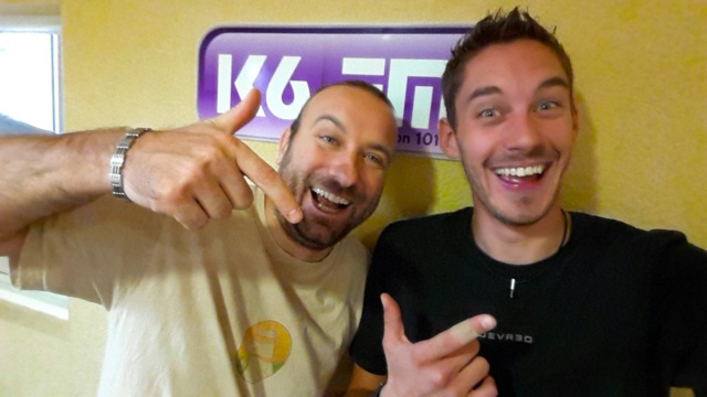 Arnaud Piat (de 9h à 13h) et Yoann Olid (journaliste de la matinale entre 6h et 9h) ont fait leur rentrée sur K6FM
