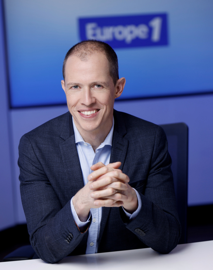 Emmenée par Dimitri Pavlenko, la matinale d'Europe 1 a gagné 8% d'audience la saison dernière avec 1,2 million d'auditeurs. © Pierre Olivier / CAPA Pictures / Europe 1.