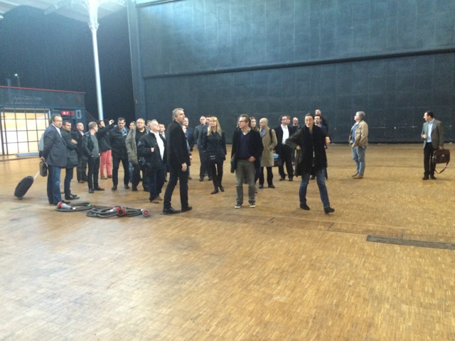 Avant un déjeuner de travail, une partie des exposants et des intervenants ont visité en avant-première l'espace Charlie Parker à la Grande Halle de la Villette