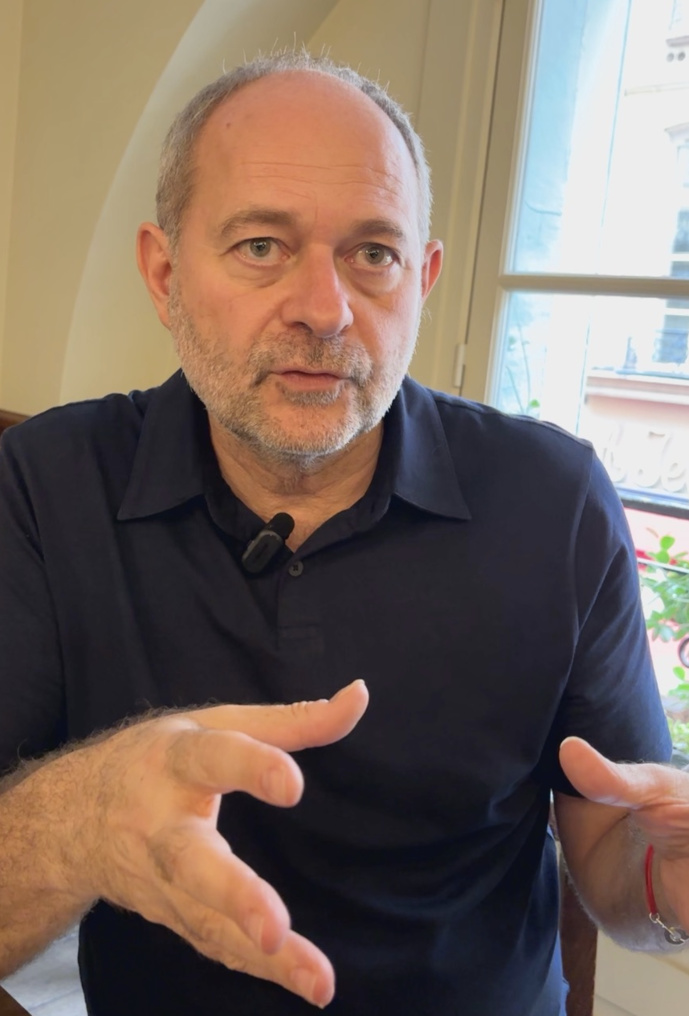 Jean-Éric Valli, président du Groupe 1981, hier matin lors de la conférence de presse de rentrée des 10 radios du groupe © Philippe