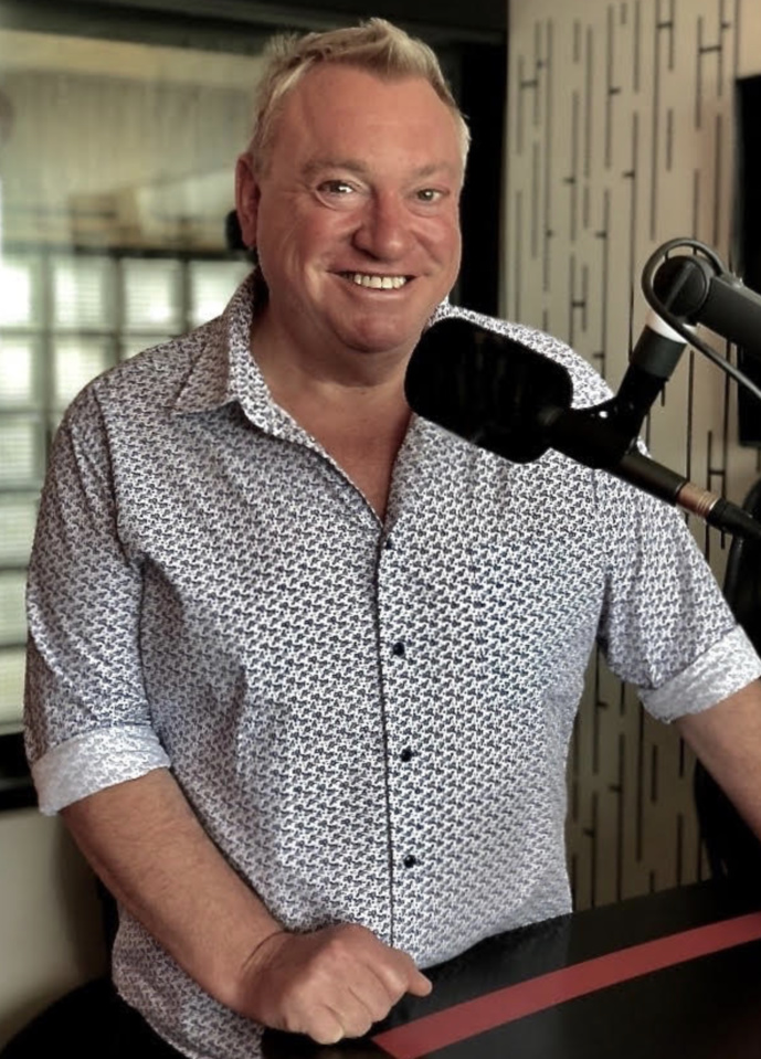 K6FM va diffuser "Derrière leurs mots", le podcast de Christophe Nicolas K6FM va diffuser "Derrière leurs mots", le podcast de Christophe Nicolas