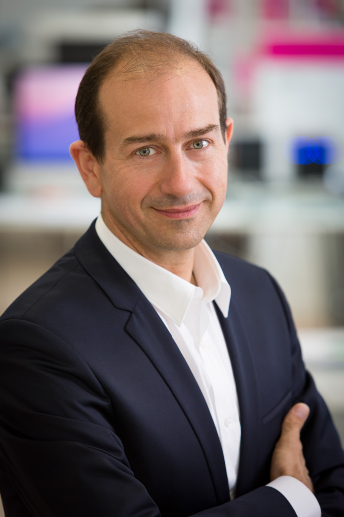 "Nos antennes ne resteront pas silencieuses" promet Hugues de Vezins "Nos antennes ne resteront pas silencieuses" promet Hugues de Vezins