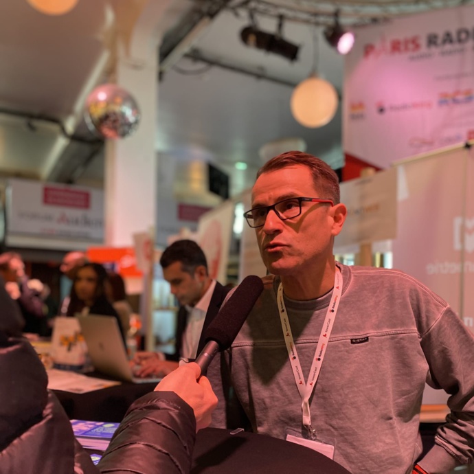 Sylvain Delfau, secrétaire général du Syndicat National des Radios Libres (SNRL), alerte sur les conséquences dramatiques de la réduction du FSER pour les radios associatives.