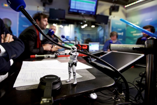 La saga Star Wars présente jusque dans les studios d'Europe 1 © Eric Frotier de Bagneux - Capa Pictures La saga Star Wars présente jusque dans les studios d'Europe 1 © Eric Frotier de Bagneux - Capa Pictures