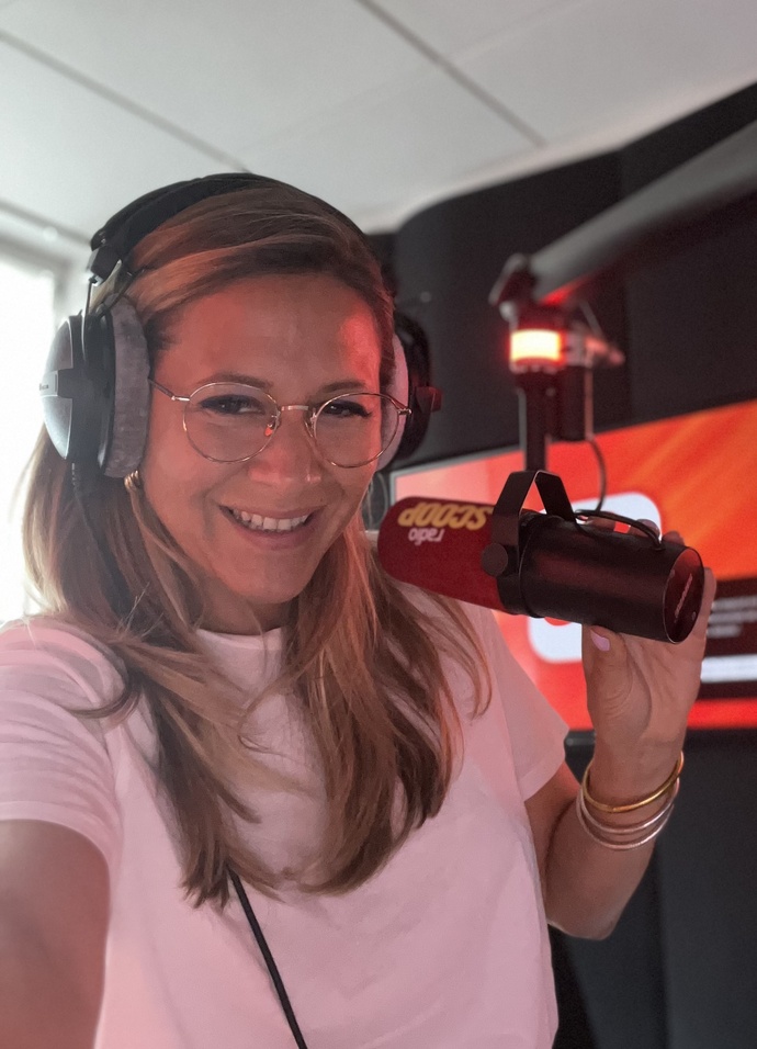 Stéphanie Loire a retrouvé sa région et beaucoup de liberté sur Radio Scoop.