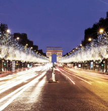 Europe 1 partenaire des illuminations des Champs-Élysées