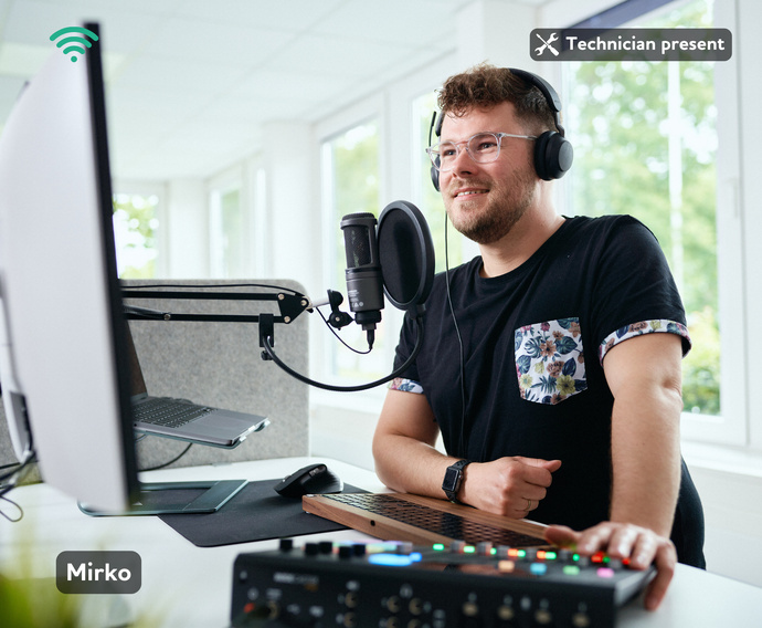 La production audio en direct et sans effort : up2talk simplifie les flux de travail, garantissant une qualité audio de premier ordre avec un effort minimal de configuration.