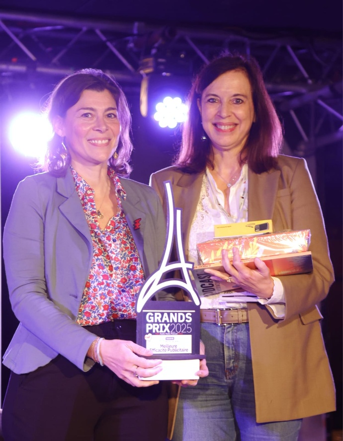 Caroline (Radio Mont Blanc) et Cécile (NRJ Global) représentent l'efficacité publicitaire Caroline (Radio Mont Blanc) et Cécile (NRJ Global) représentent l'efficacité publicitaire