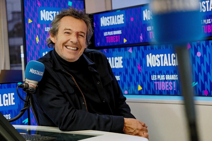 Passionné de radio, Jean-Luc Reichmann débute à Toulouse à l'explosion de la FM.