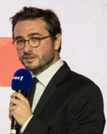 Diplômé de l’ISCPA, Emmanuel Duteil est aussi professeur à l’école de journalisme de Sciences Po Diplômé de l’ISCPA, Emmanuel Duteil est aussi professeur à l’école de journalisme de Sciences Po
