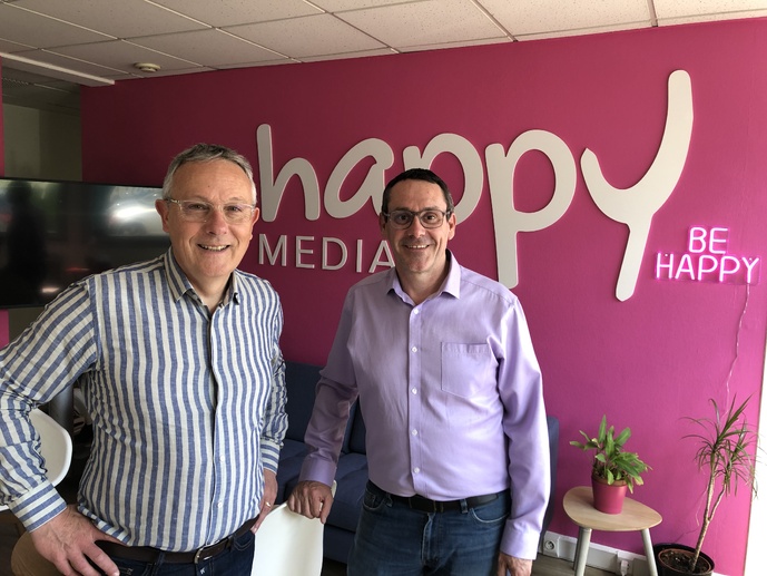 Rodolphe Karmazyn et Cédric Bouttier dirigent Happy Média. La régie évolue sur plusieurs régions, grâce à une quinzaine de collaborateurs, et commercialise notamment 3 radios et 20 fréquences.
