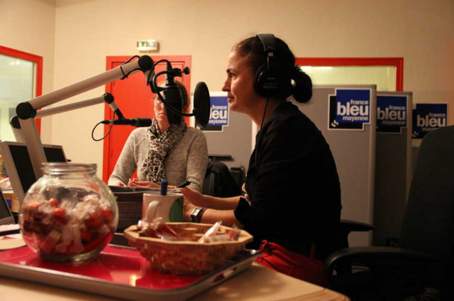 Le Club des Gonzesses sur France Bleu Mayenne © Capucine Thiébaut Le Club des Gonzesses sur France Bleu Mayenne © Capucine Thiébaut