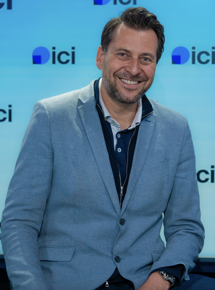 Nous soutenons le PSG avec cœur puisque nous avons l’amour du maillot !" affirme Sébastien Meunier, directeur d'ici Paris Île-de-France. © Coline Colantonio / Radio France.