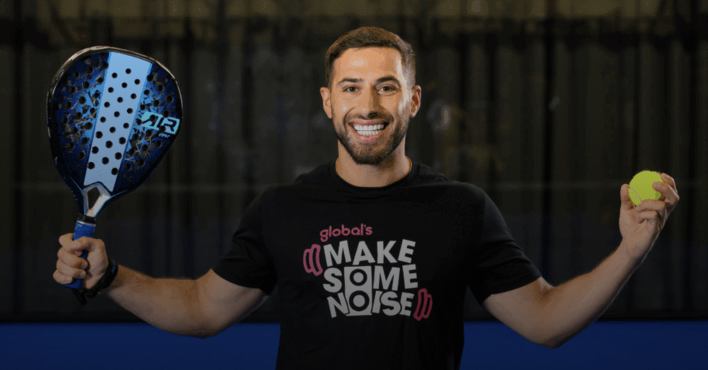 Kem Cetinay, animateur de Capital FM, participera à un marathon de padel de 24 heures en soutien à la fondation caritative Global’s Make Some Noise. L’événement aura lieu les 9 et 10 octobre à Londres et sera relayé en direct sur Capital FM et Global Player.