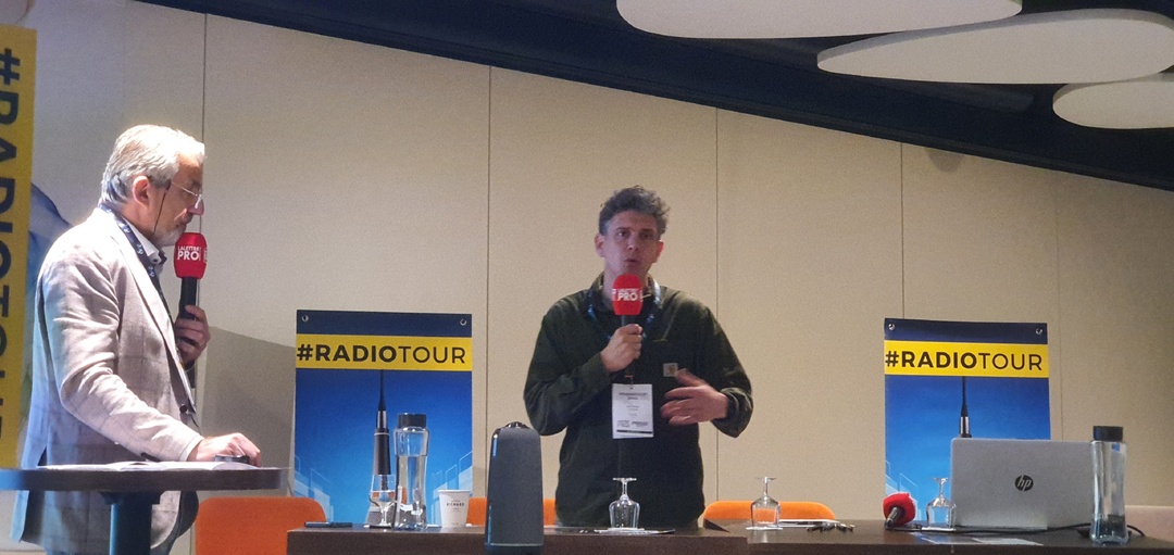 Podcast Magazine a distingué François Defossez pour son travail avec "Mediarama", devenu une référence dans l’exploration des tendances médias et de la transformation du secteur