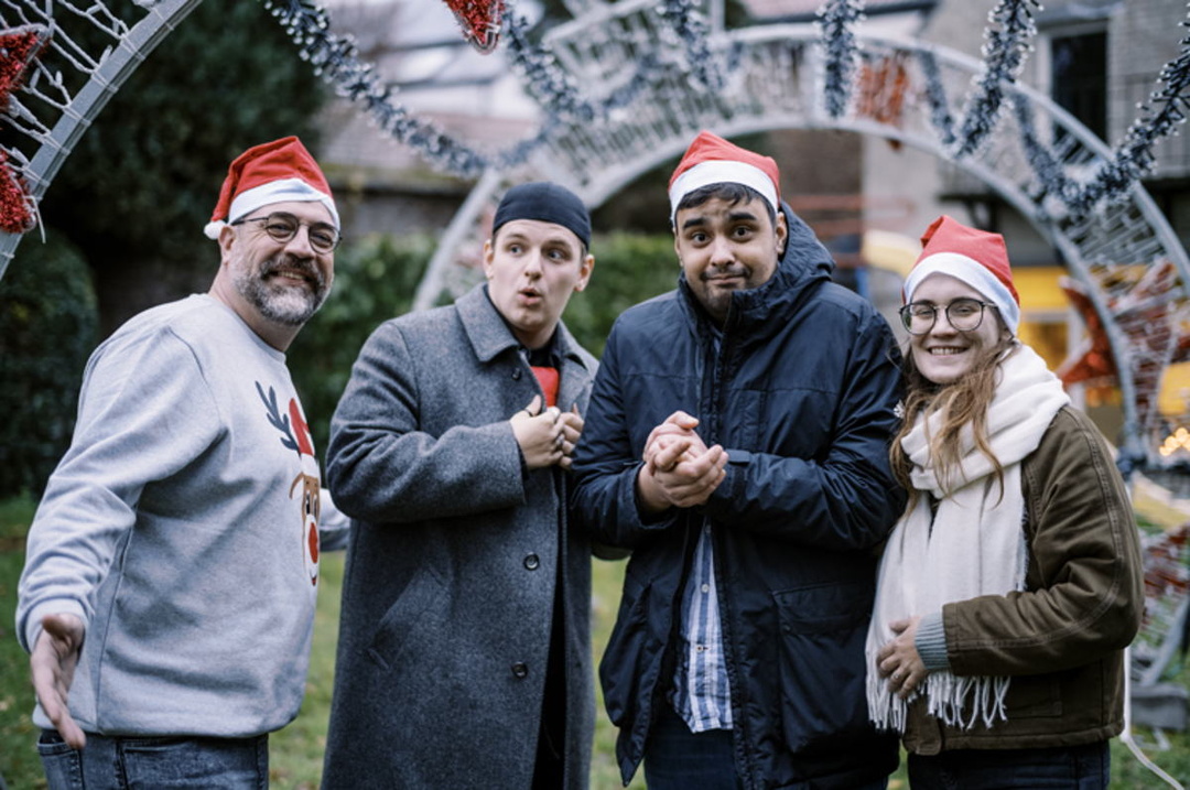 NRJ organise son "Incroyable Noël" du 1er au 5 décembrepour récolter unotamment n maximum de guirlandes © Quentin Descotte