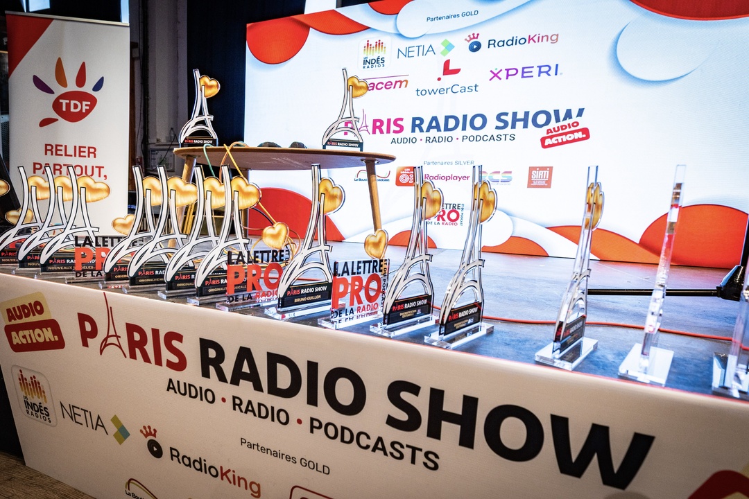 L’événement a également été l’occasion de saluer plus de 25 bonnes idées issues du secteur, repérées et mises en valeur dans les différents espaces du salon. Dix-huit trophées ont été remis lors des différentes cérémonies de remise de prix, dont ceux portés par La Lettre Pro de la Radio. L’événement a également été l’occasion de saluer plus de 25 bonnes idées issues du secteur, repérées et mises en valeur dans les différents espaces du salon. Dix-huit trophées ont été remis lors des différentes cérémonies de remise de prix, dont ceux portés par La Lettre Pro de la Radio.