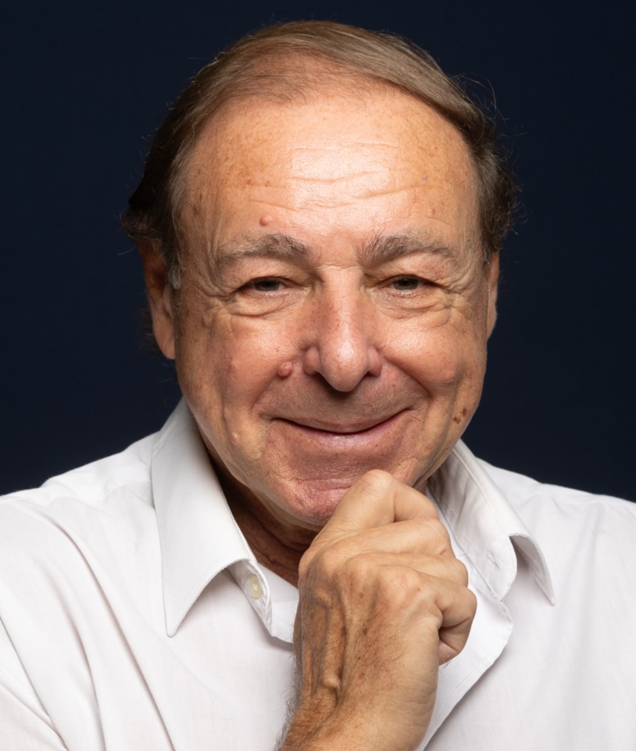 Max Lafontaine, voix historique de Radio Andorre, RMC, RTL et Europe 1, porte un regard lucide sur l’évolution du média. Nostalgique d’une radio libre et familiale, il appelle à parler d’abord à ceux qui l’écoutent encore.