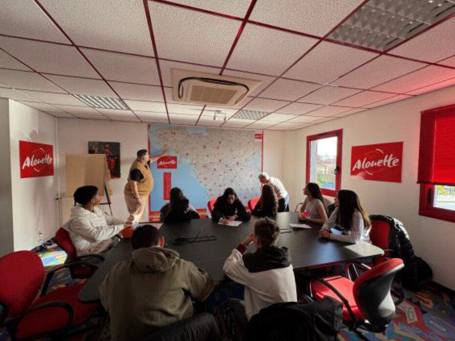 Alouette ouvre ses ateliers d’éducation aux médias aux élèves