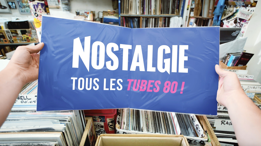 Nostalgie relance sa promesse "Tous les tubes 80 !" avec une nouvelle campagne