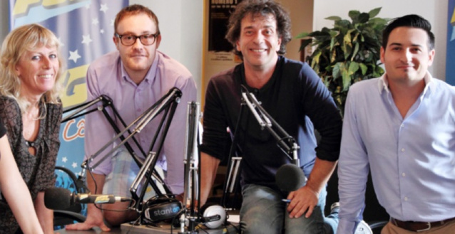 Christelle Sakwa (voix pub et secrétaire de direction), Arnaud Dassié (animateur, technicien, réalisateur), Hervé Delrieu (directeur et rédacteur en chef), Rémi Beziat (responsable commercial).