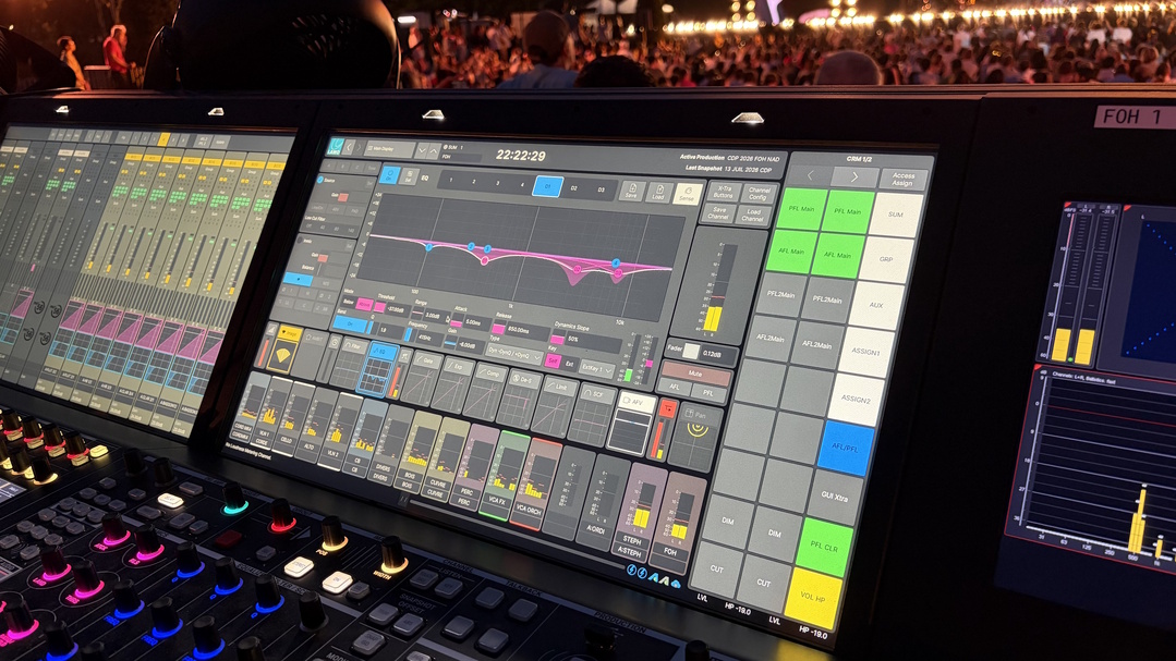 La console Lawo mc²56 au cœur du dispositif audio du Concert de Paris 2026. avec notamment la nouvelle égalisation dynamique utilisée pour cette édition. L’infrastructure était déployée par les équipes son de Radio France. Source : Lawo. La console Lawo mc²56 au cœur du dispositif audio du Concert de Paris 2026. avec notamment la nouvelle égalisation dynamique utilisée pour cette édition. L’infrastructure était déployée par les équipes son de Radio France. Source : Lawo.