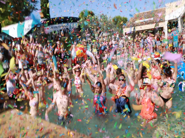 La "Virgin Radio Pool Party", le 24 juin dernier La "Virgin Radio Pool Party", le 24 juin dernier