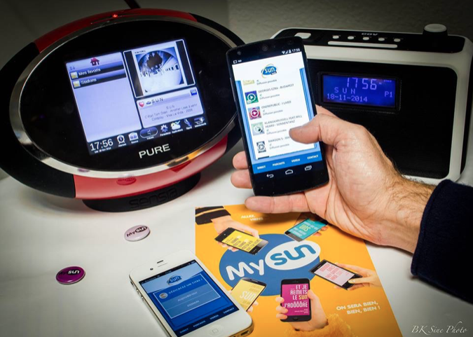 Crooner ou Antinéa, à Paris, utilisent également le diaporama pour diffuser un contenu pertinent