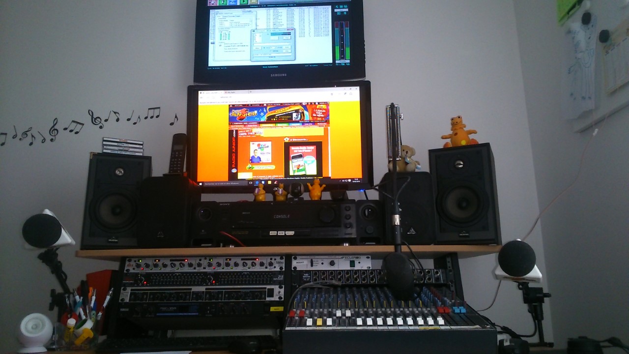 Le MAG 75 - Les petites oreilles traînent partout !