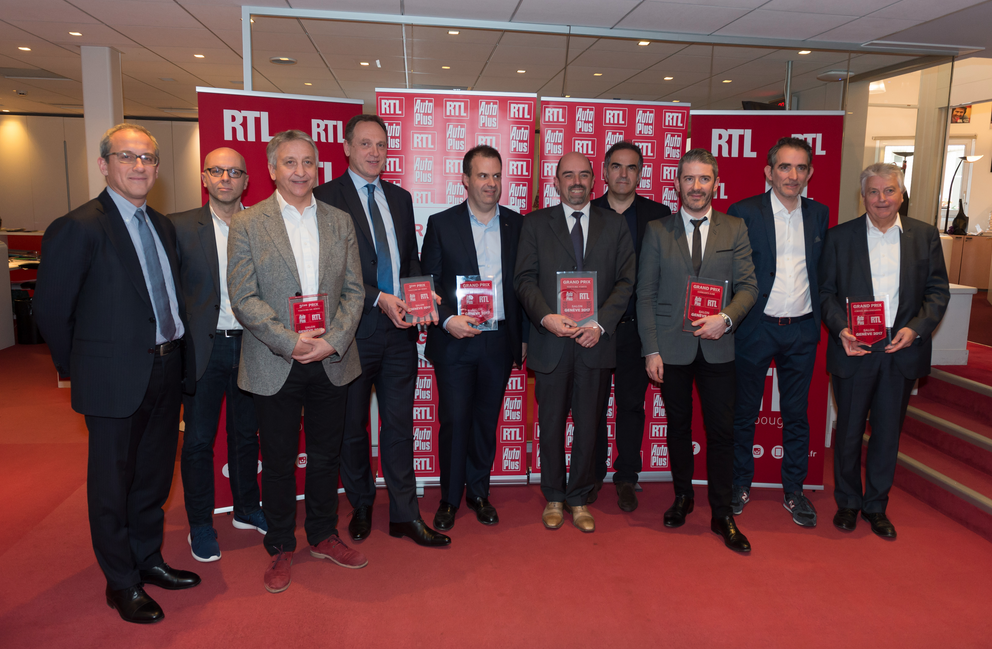 Tommaso Abinati (Mondadori), Laurent Chiapello (Auto Plus), Thierry Sybord (Volkswagen), Yves Pasquier-Desvignes (Volvo), Yves Bonnefont (DS), Jean-Michel Juchet (BMW), Christopher Baldelli (RTL), Gilles Vidal (Peugeot), Christophe Bourroux (RTL) et Bernard Ollivier (Alpine) © Fred Bukajlo / Sipa Press