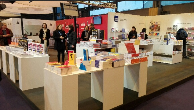 Le stand des Editions Radio France au Salon Livre Paris l'an passé