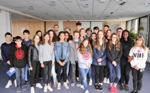 Les 21 élèves de 4ème du collège Jeanne d’Albret de Pau © Nilton Almeida / CSA