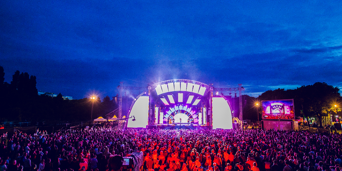 Des milliers d'auditeurs au RFM Music Show © Guilhem Canal