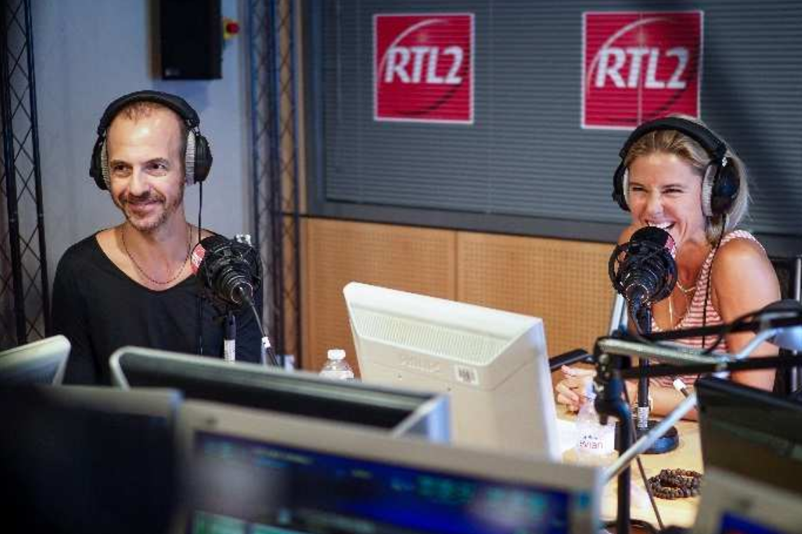Calogero dans "Pop Rock Studio" sur RTL2