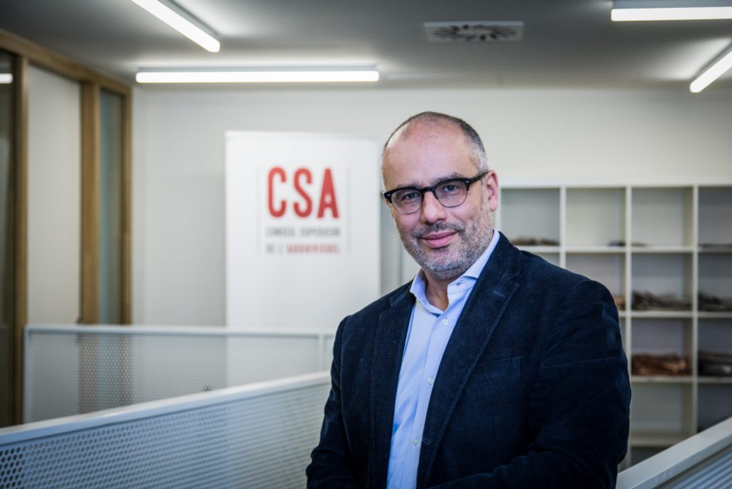 Fin novembre 2017, Karim Ibourki est devenu le nouveau Président du CSA en Belgique. Il succède à Dominique Vosters après un mandat de cinq ans entamé en 2013.