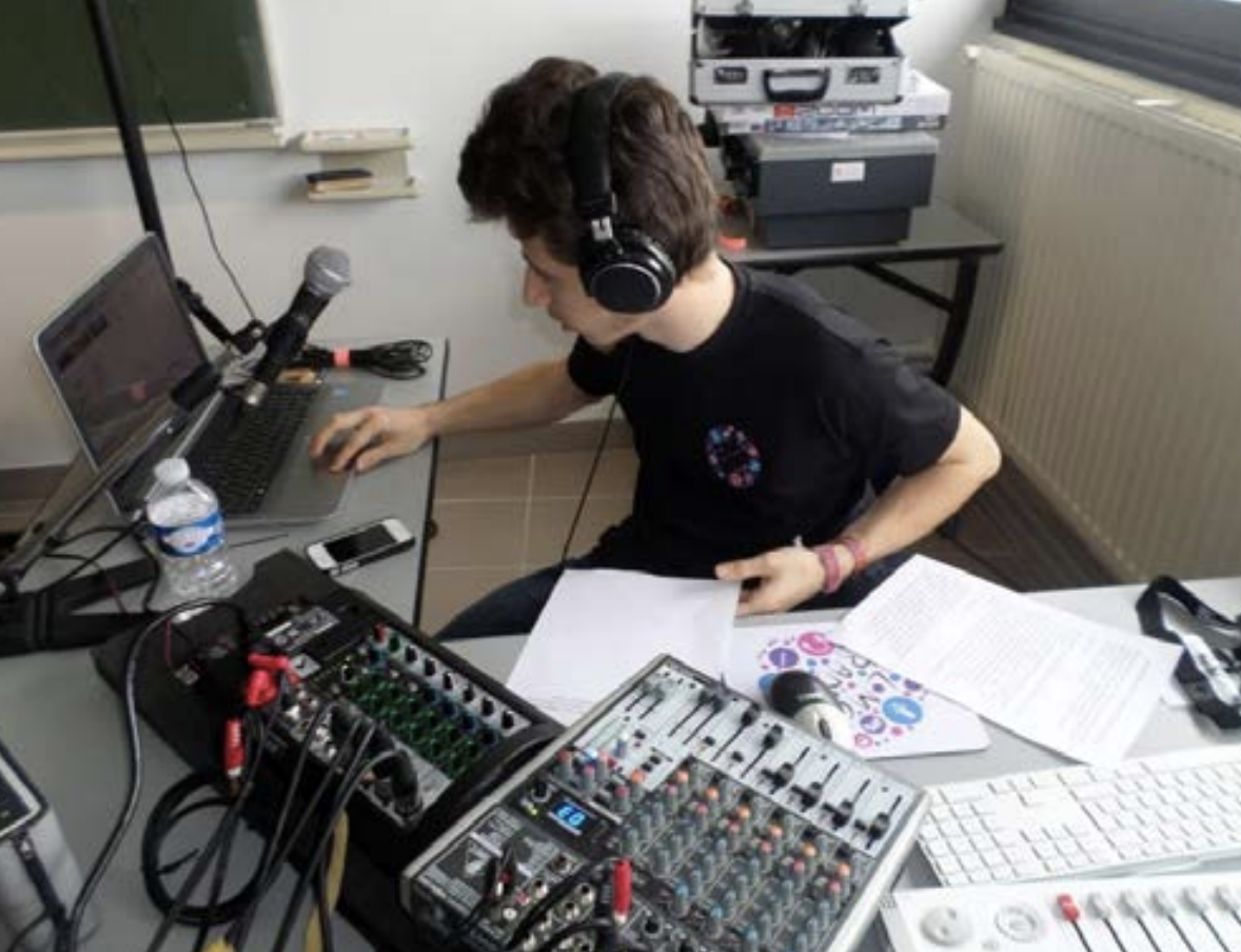 Le CLEMI encourage les lycéens à créer un média