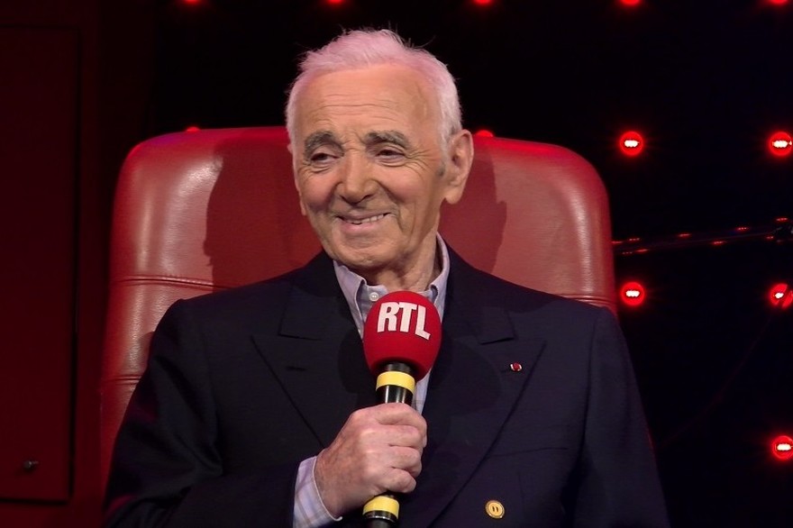 Charles Aznavour était aussi un habitué des studios de la Rue Bayard chez RTL © RTL