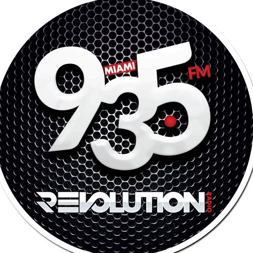 One shot revisite le concept du jingle chanté pour Revolution 93